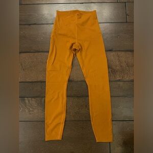 Lululemon instill high rise yoga tight